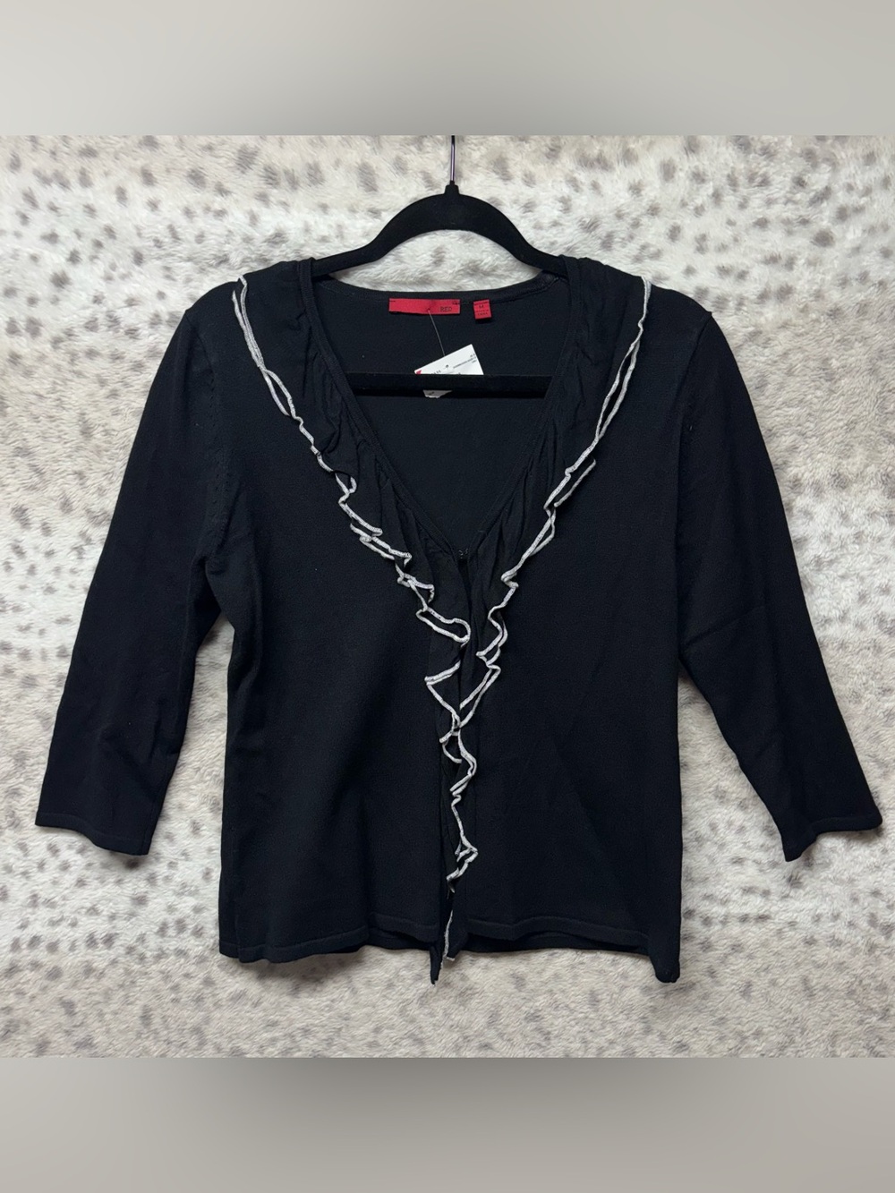 Y2K RED RUFFLE FRONT 3/4 SLEEVE